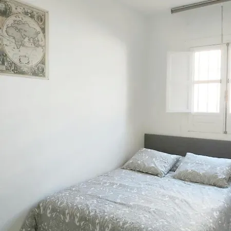 San Bernardo Lux + Parking * Sevilla